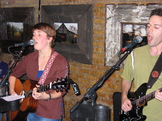 Dreamers open wide to sing together